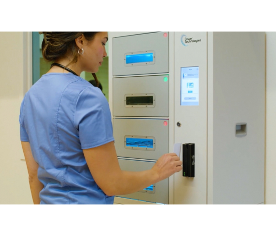 Casier de désinfection et de chargement à 8 compartiments CSC-LOCKER-8
