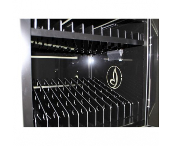 Armoire de chargement USB-C BRVDC16 pour 16 appareils mobiles jusqu'à 17 pouces - noir