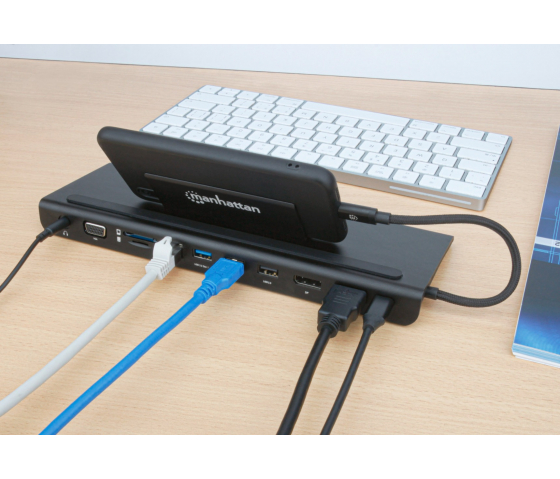 Station d'accueil USB-C 11-en-1 avec MST pour trois moniteurs