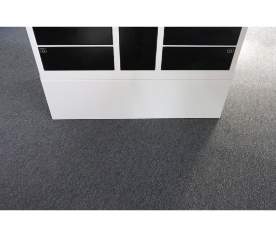 Socle pour casiers BR24KLZ & BR24DCS avec portes noires - 25 cm