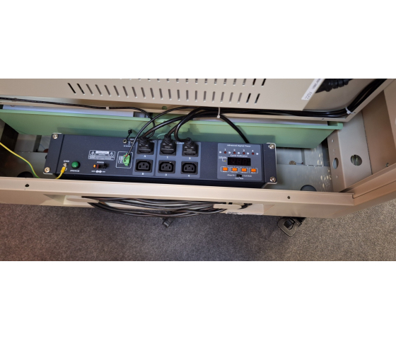 ID32UC Chariot de charge USB-C pour 32 appareils mobiles jusqu'à 15,6 pouces