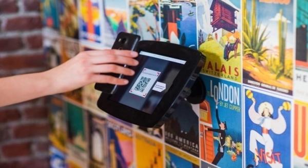 Utilisation du support de tablette pour le questionnaire COVID-19