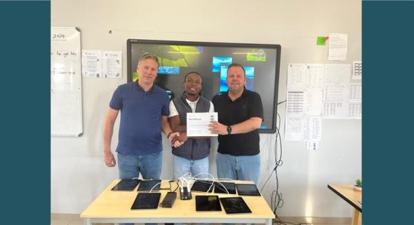 Bravour® et Aloysius unissent leurs forces pour l'Académie Karstveld en Namibie Bravour® et Aloysius unissent leurs forces pour l'Académie Karstveld en Namibie