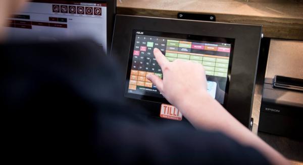 Utilisation d'un support de tablette comme caisse enregistreuse